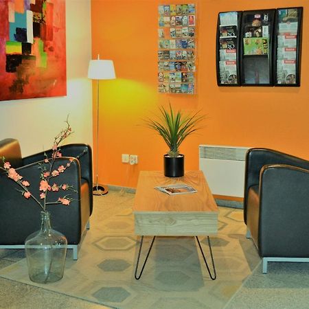Pauseome Apparthotel Кан Экстерьер фото