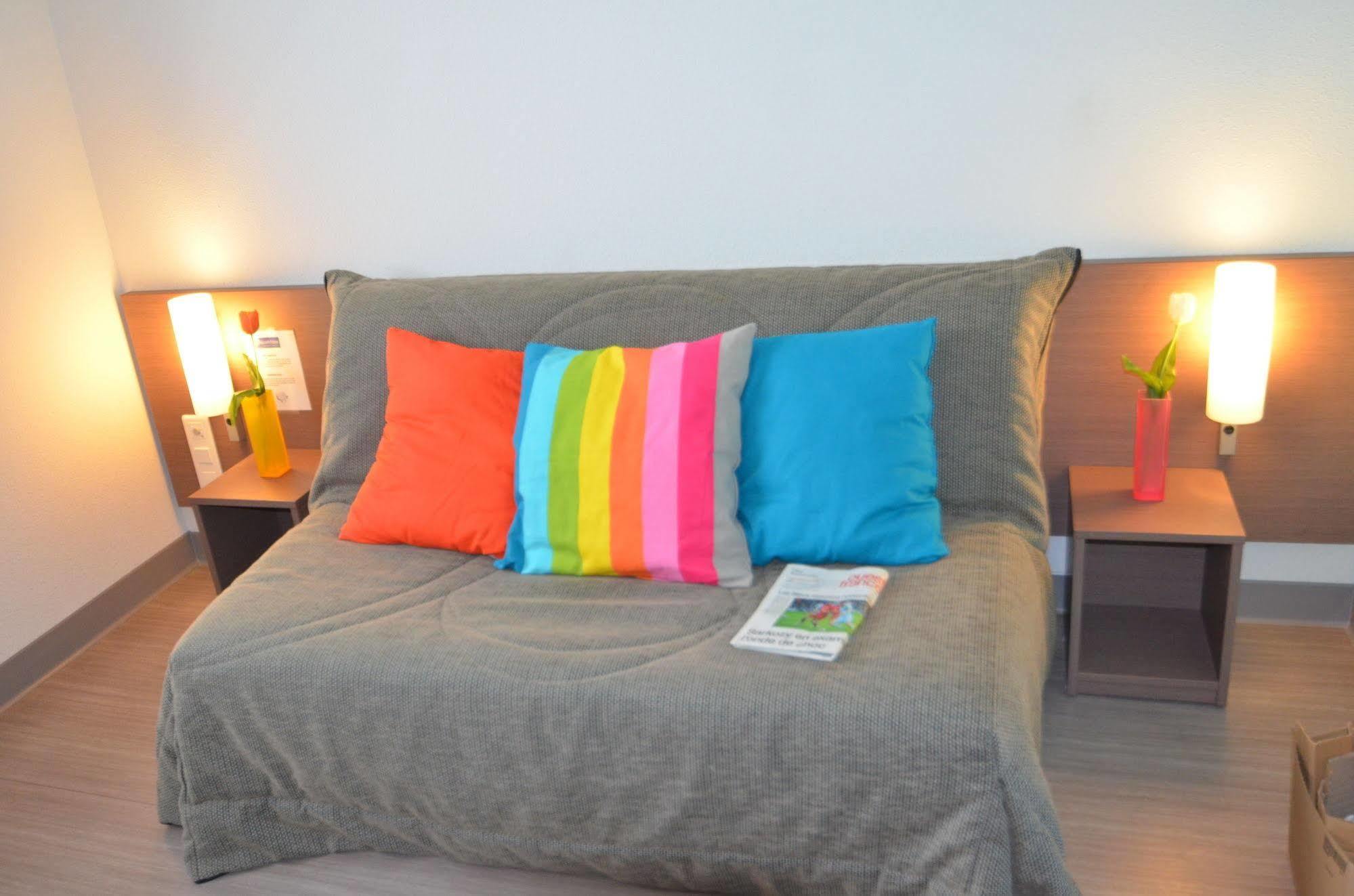 Pauseome Apparthotel Кан Экстерьер фото